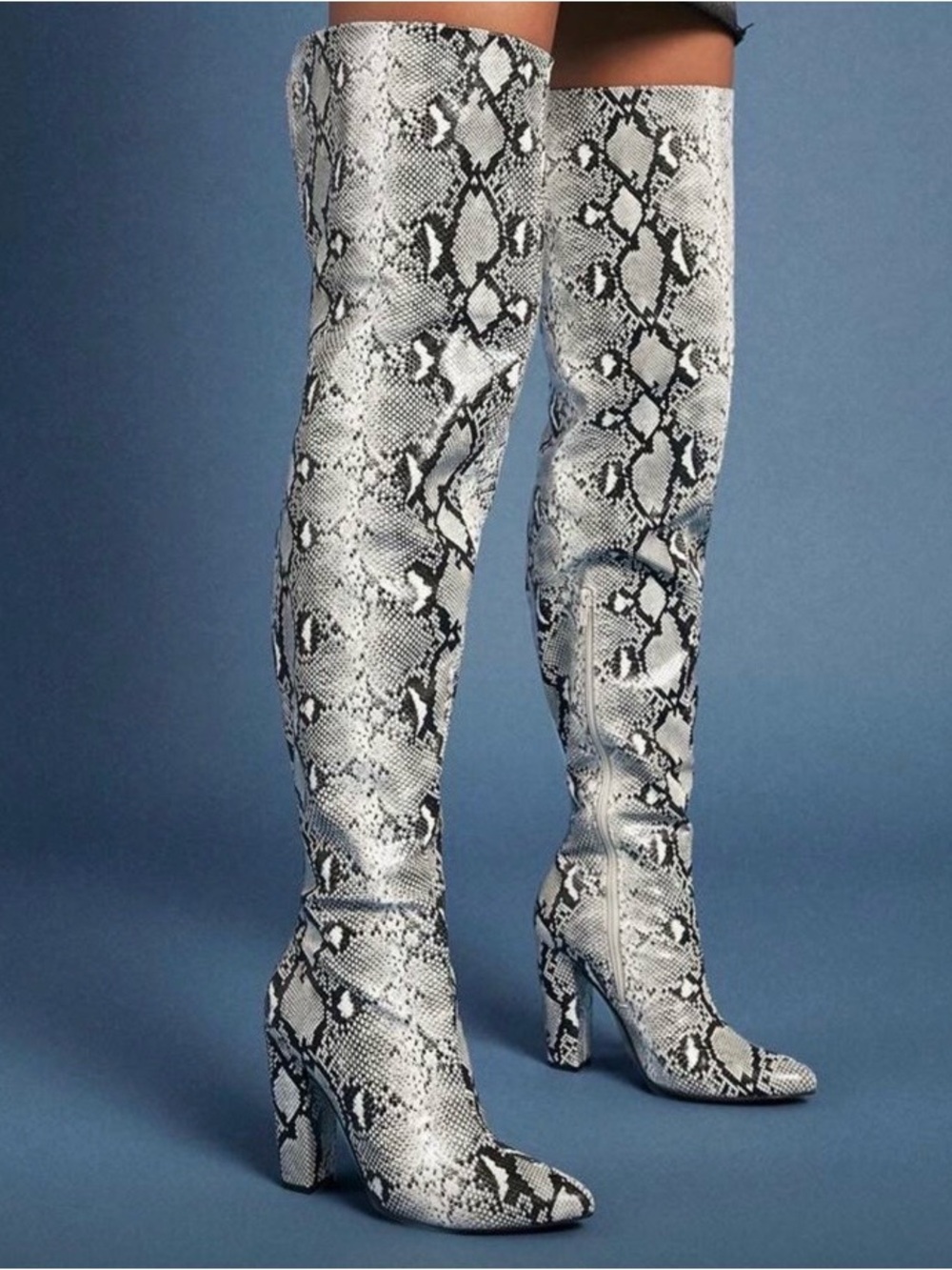 SHEIN Snakeprint Heeled Boots - Picture 6 of 9